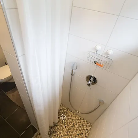 Tiny-house In Stuttgart-west - Only 4u! Apartmán *