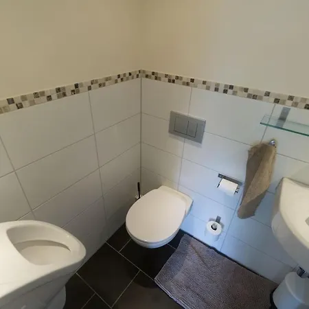 Tiny-house In Stuttgart-west - Only 4u! Apartment *